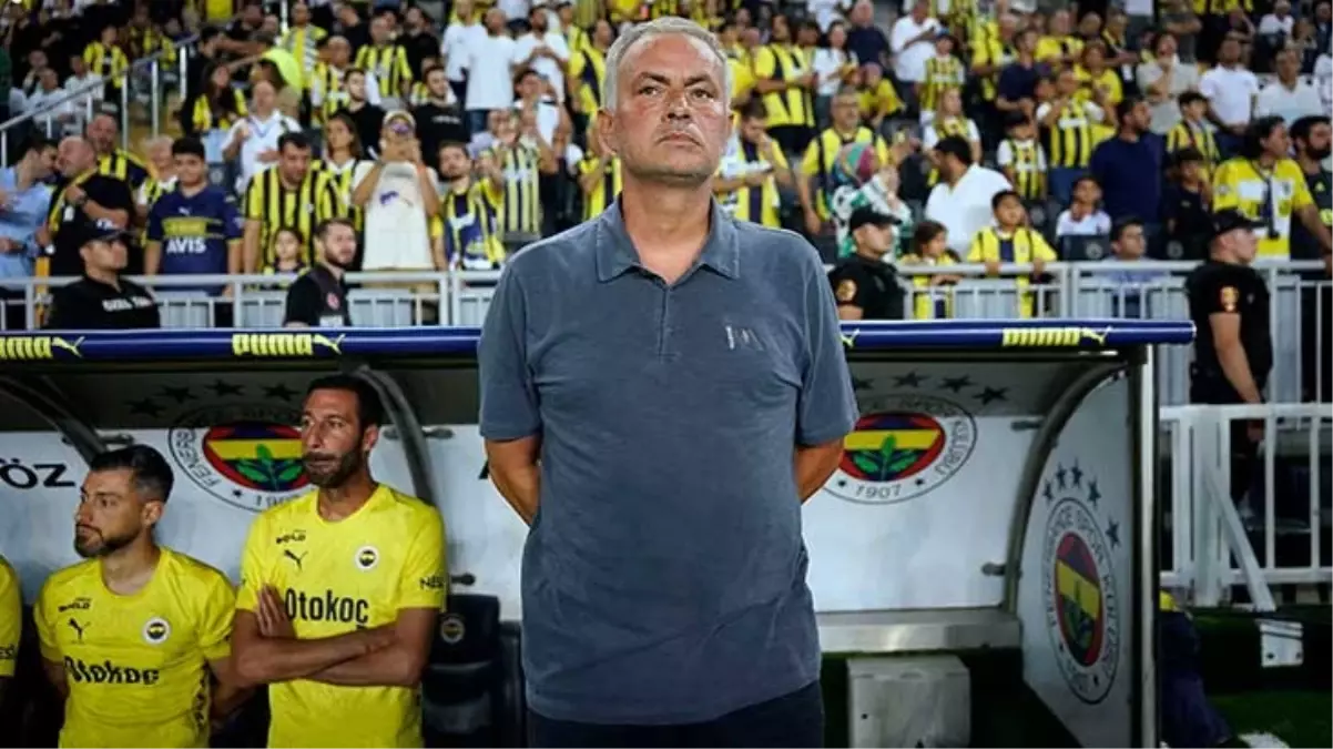 Mourinho’dan sürpriz forvet tercihi! Kasımpaşa-Fenerbahçe maçının ilk 11’leri belli oldu